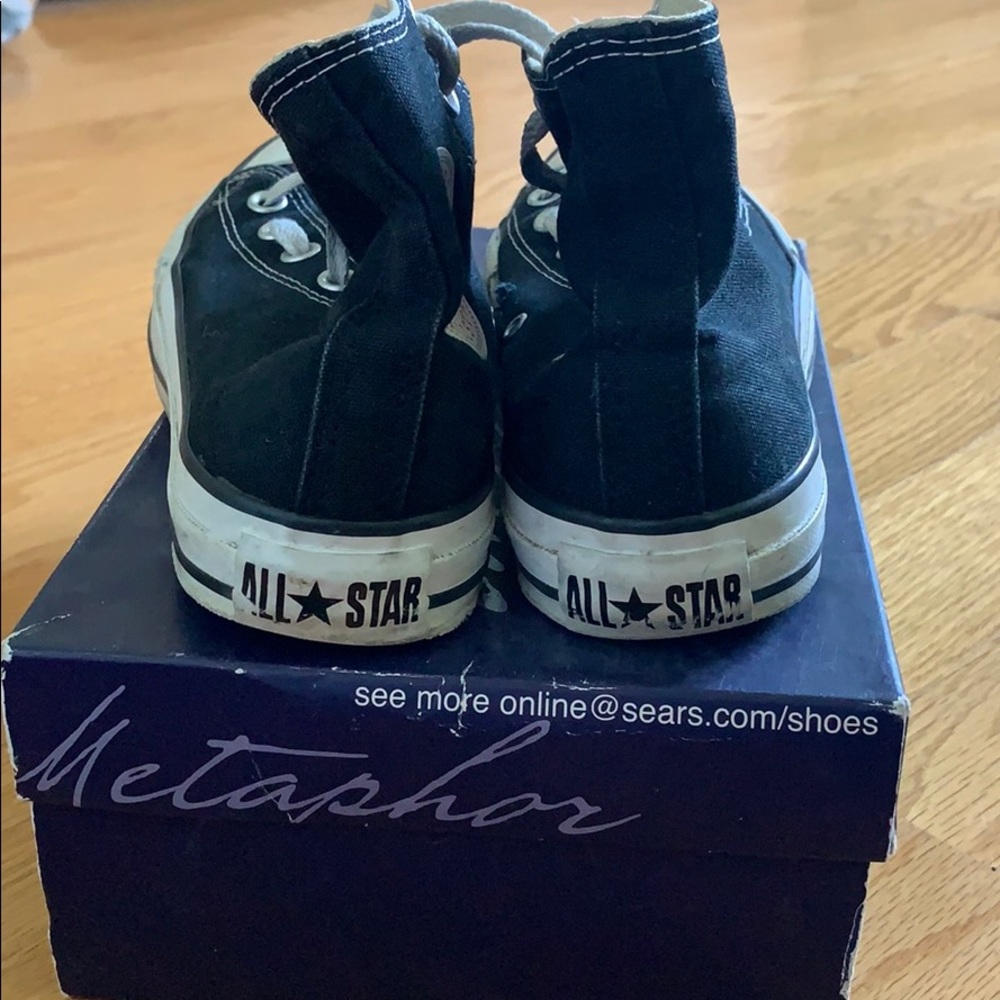 Converse - Picture 3 of 8
